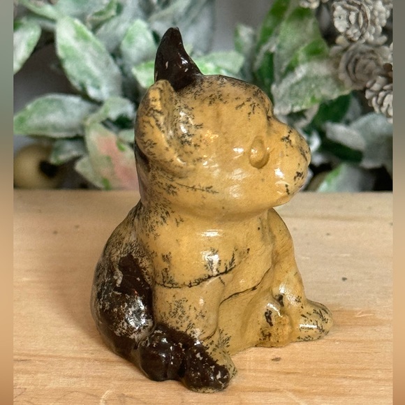 Jasper Frenchie Dog Carving - Picture 4 of 5